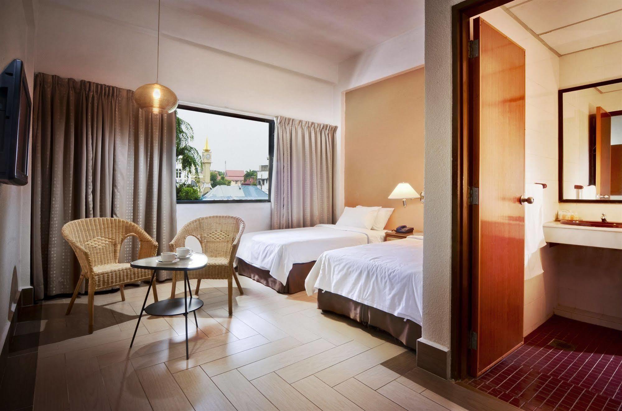 Dynasty Inn Kota Bharu Exterior photo